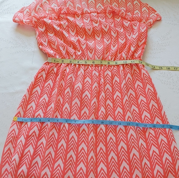 Dress Size M - Picture 11 of 16
